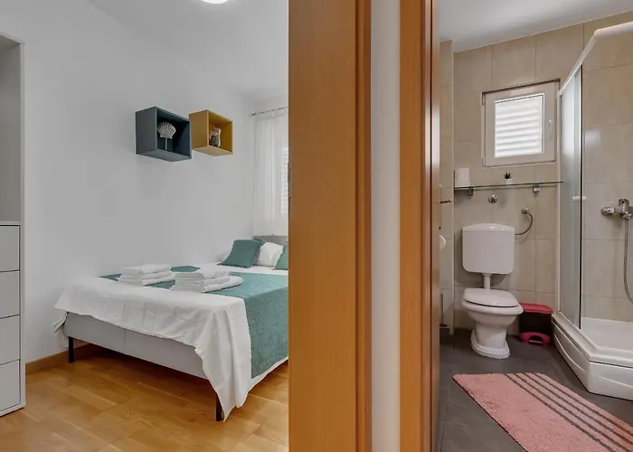 Pine Fine With Free Parking Apartment *