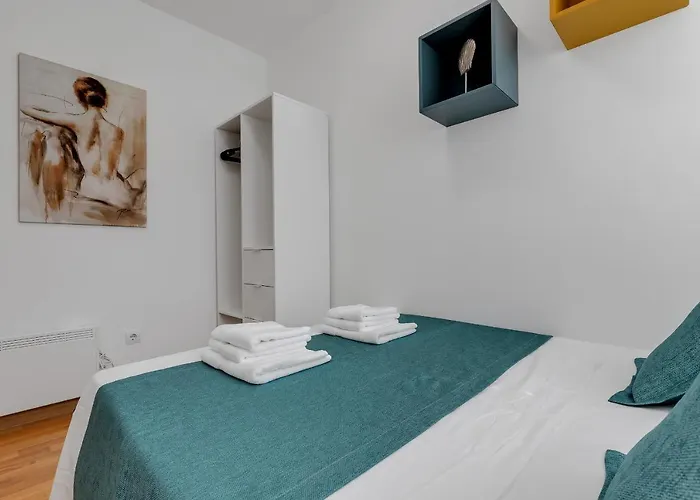 Pine Fine With Free Parking *