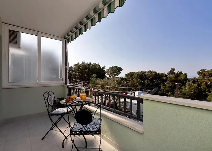 Pine Fine With Free Parking